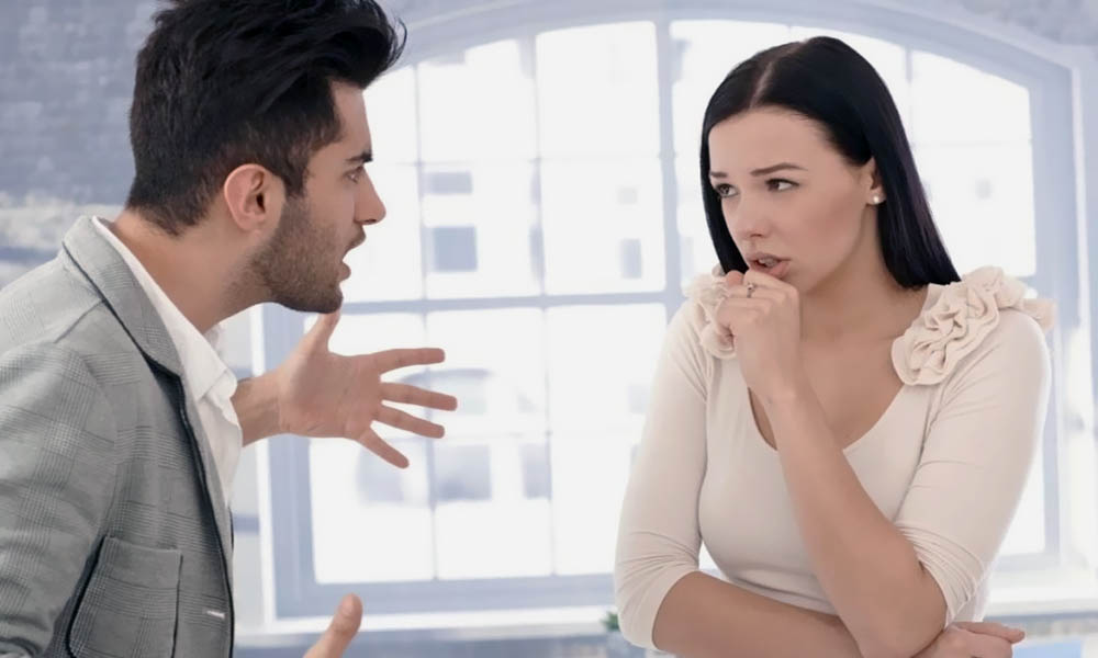 Как узнать, что муж изменяет?