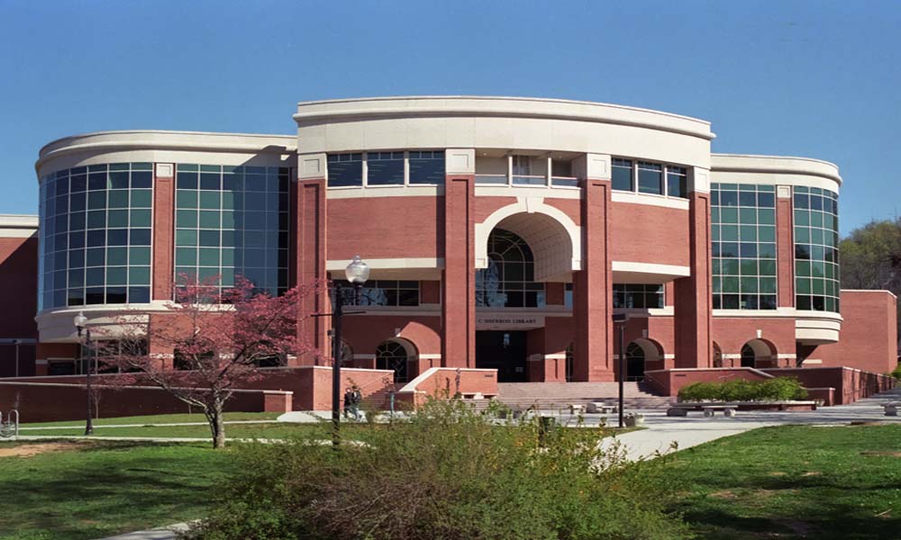 Государственный университет в Восточном Теннеси (East Tennessee State University)