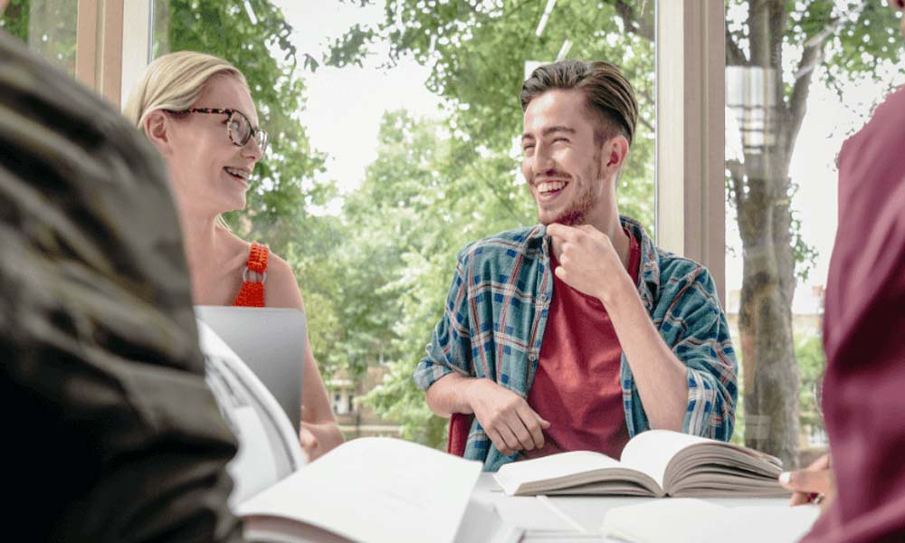 Почему следует записываться на языковые курсы?