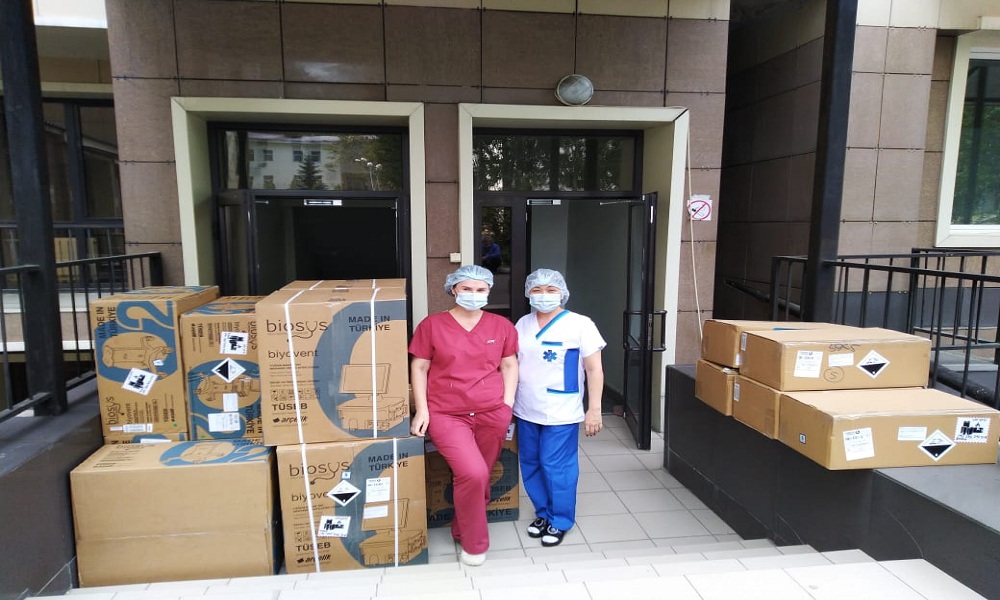 Пять новых аппаратов искусственной вентиляции легких прибыли в Алматы из Турции