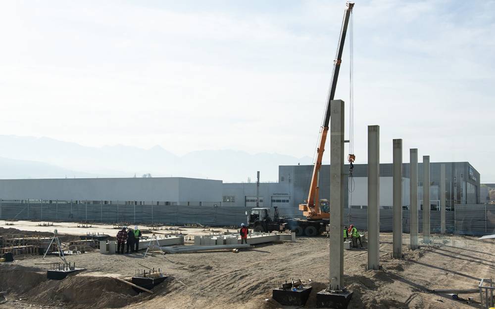 Флаг автобренда Volkswagen в Казахстане поднят на новую высоту