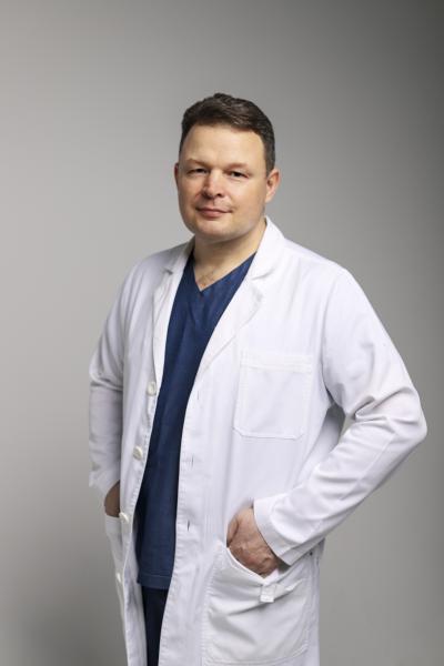 Дмитрий Жиличев, пластический хирург.