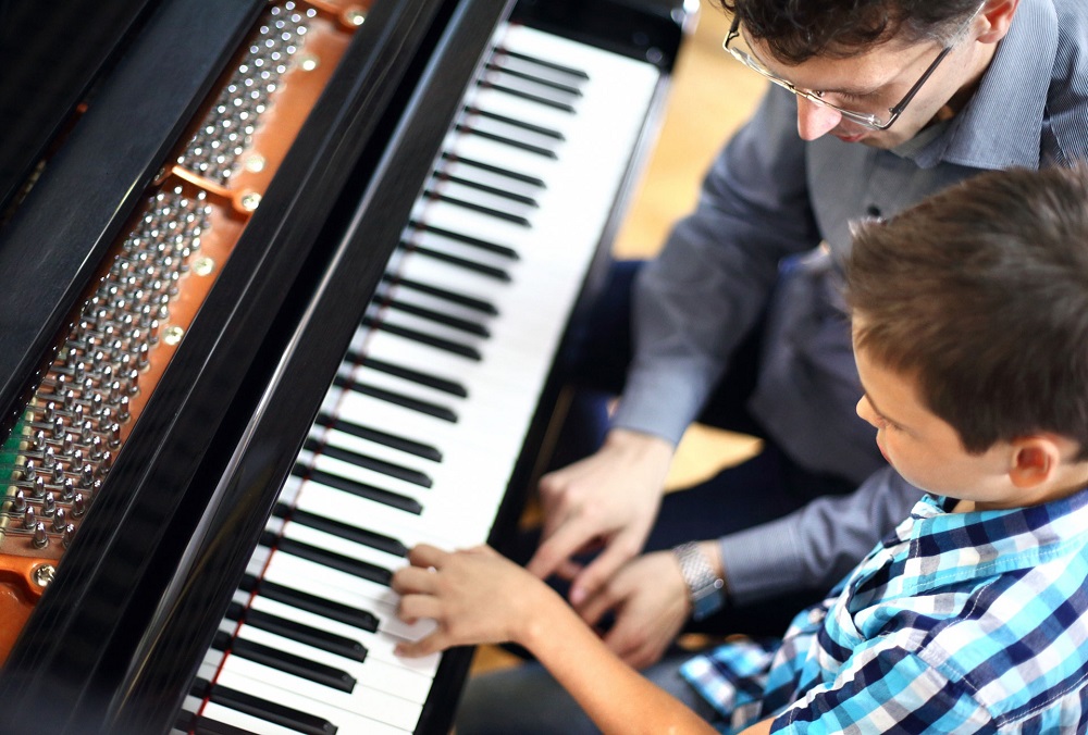 Виды пианино. Как выбрать ребенку пианино?