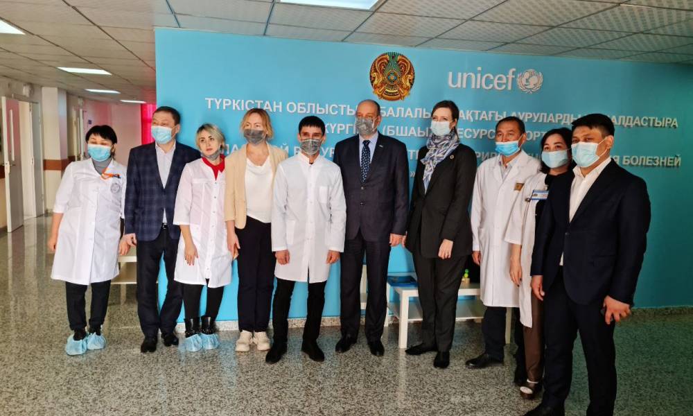 Представитель ЮНИСЕФ и Постоянный координатор ООН посетили ряд медицинских учреждений в Туркестане