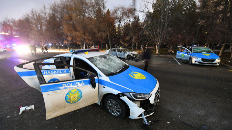Департамент полиции Алматы держал оборону до 5 утра - госсекретарь Карин