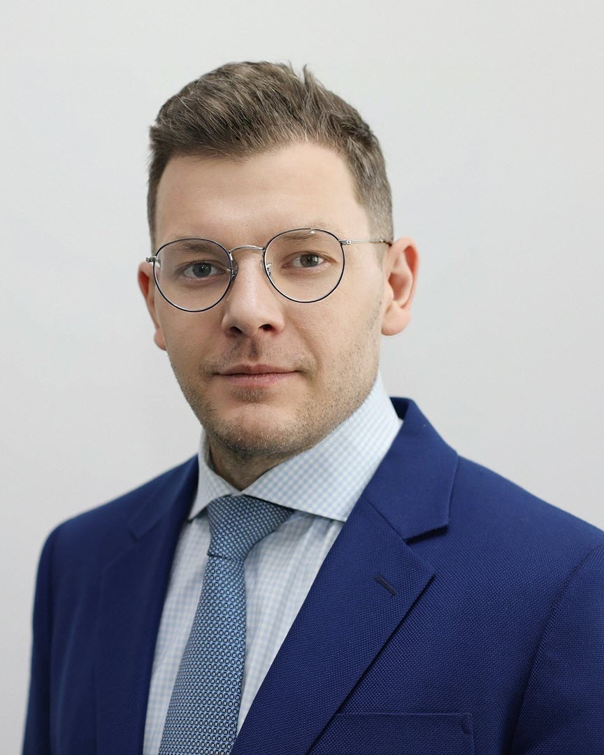 Максим Канищев