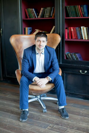 С чего начать работу над собой? Лайф-коуч Роман Досов предлагает сделать 5 шагов на пути к счастью