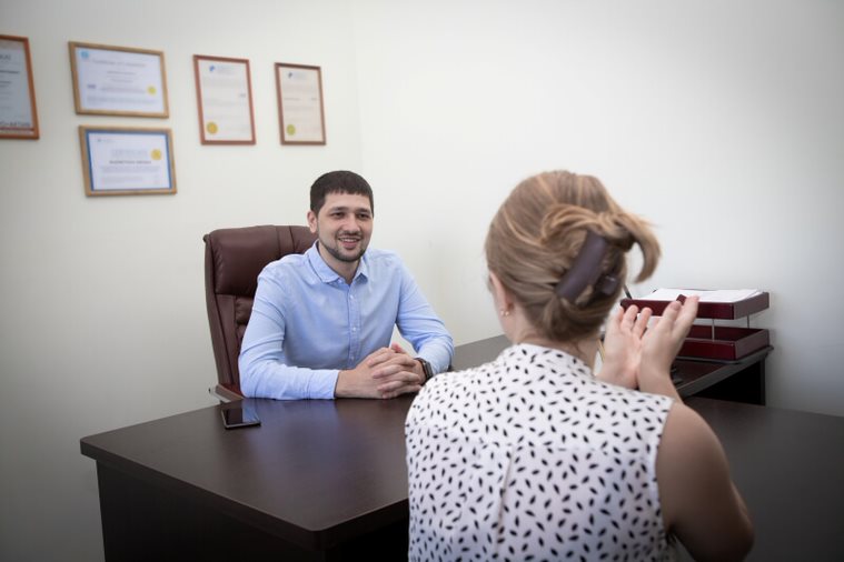 «Гнев, обида, злость – это нормально». Лайф-коуч Роман Досов рассказал, что делать с негативными эмоциями