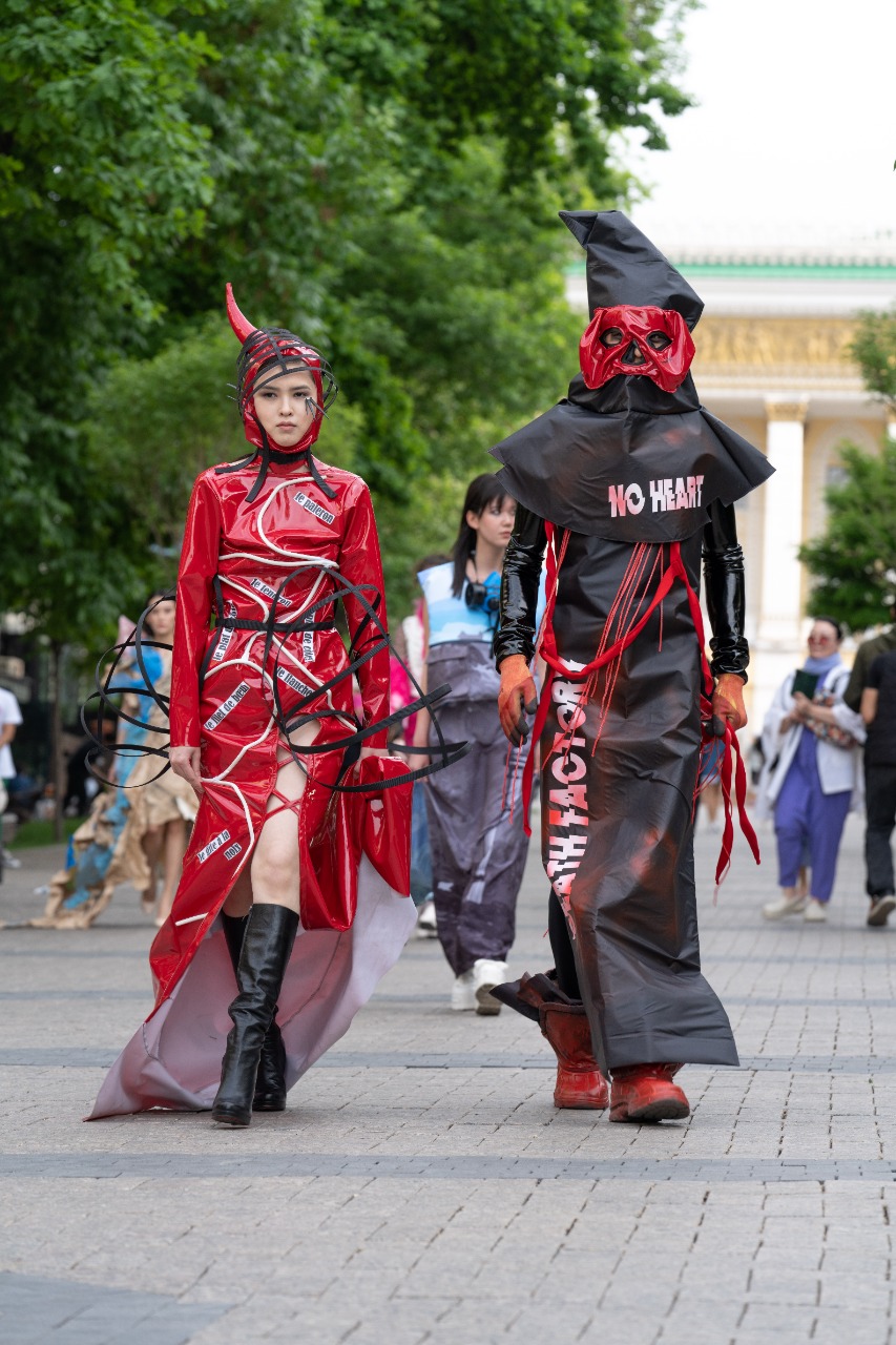 Проблемы экологии, zero waste и осознанность: в чем суть эко-коллекции для Пикника Esquire-2022?