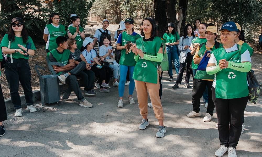 10 сентября журнал Esquire Kazakhstan провел медиа-субботник эко-Курылтай в рамках Esquire Пикник.