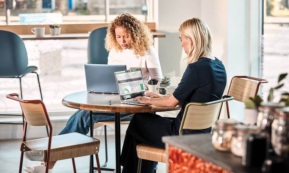 Microsoft и LinkedIn запустили программу, которая поможет 10 миллионам человек освоить цифровые навыки