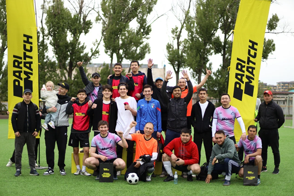 Как прошел турнир с Арнольдом Кнаубом, и кто же выиграл?