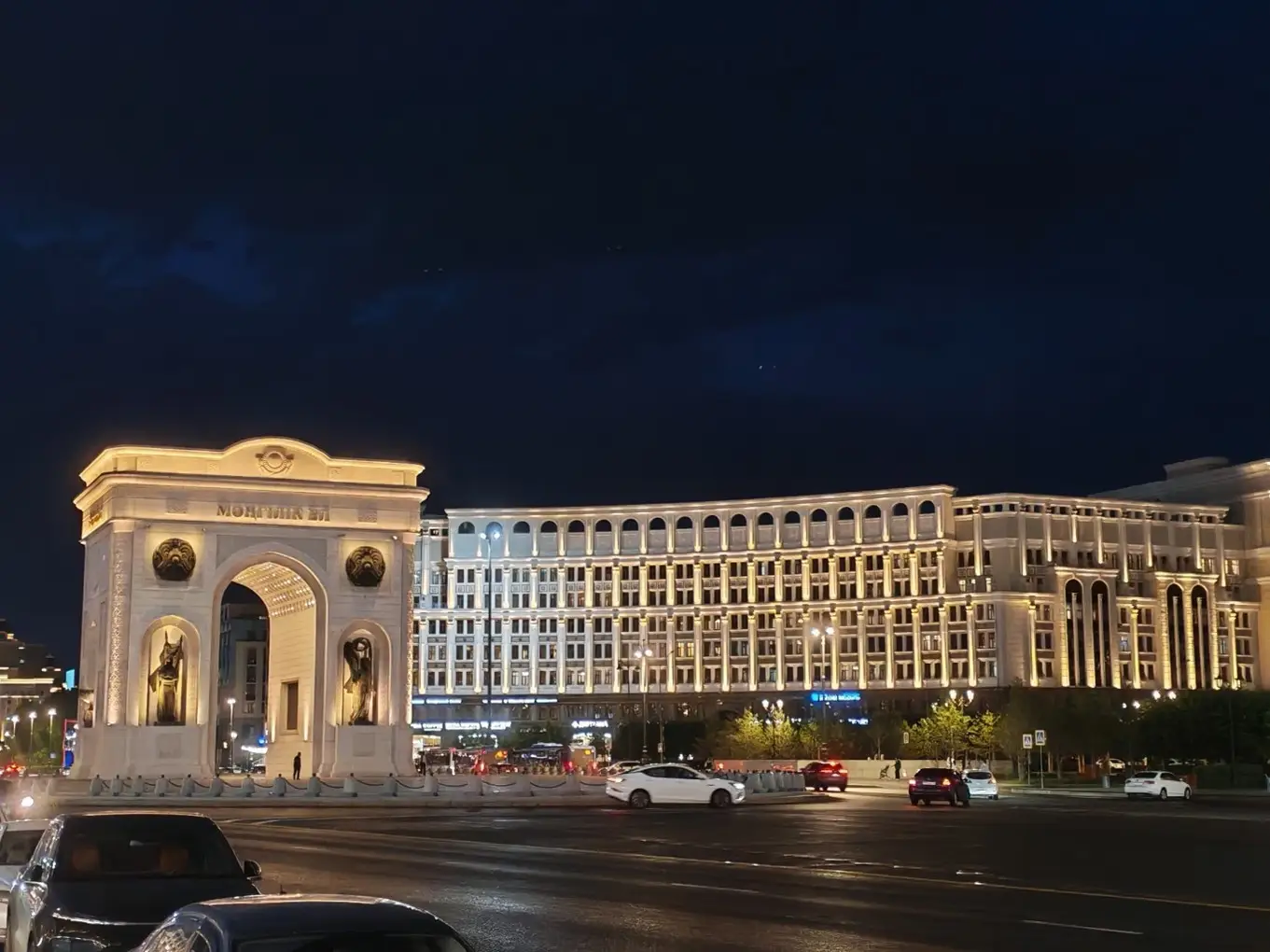 Искусственный интеллект в действии: как HONOR 400 экономит время и нервы