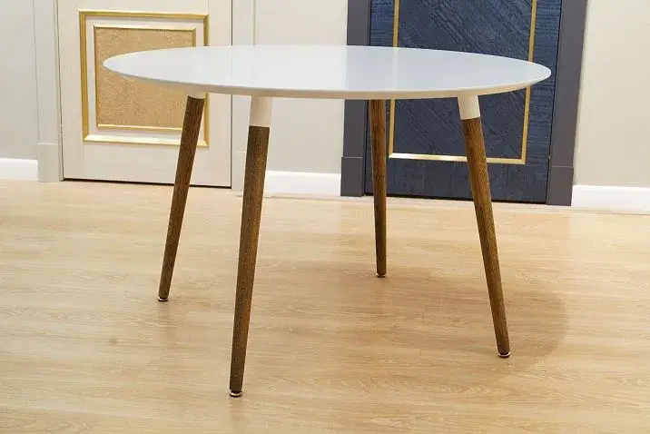 Какие виды подстольев используются для стола и столешницы?