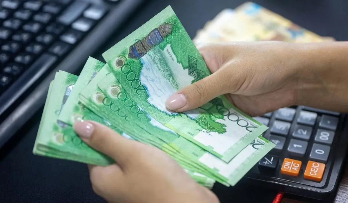 Курс валют в Казахстане: от чего он зависит и почему это важно каждому Курс валют в Казахстане: от чего он зависит и почему это важно каждому