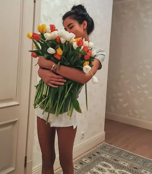 Где заказать букет цветов в Алматы? Где заказать букет цветов в Алматы?